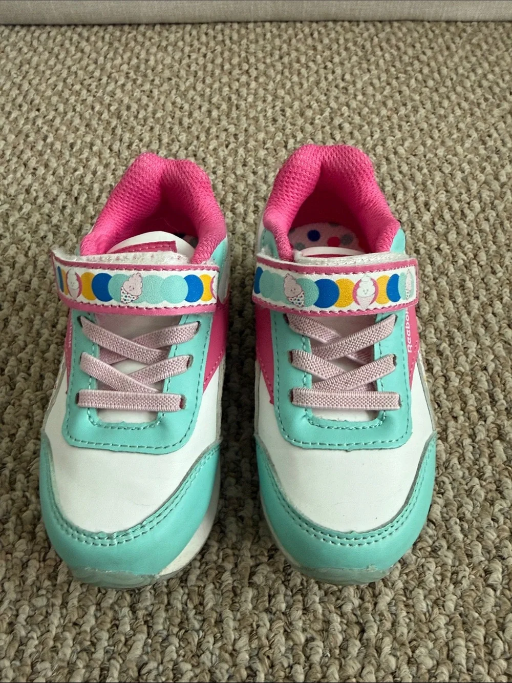 Toddler Girl Reebok Ice Cream Velcro tennis shoes size 7K